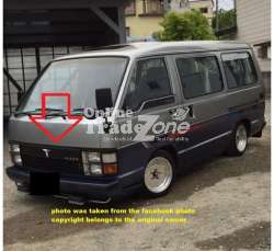 Toyota Hiace LH61 Front Grille & Headlight Bezels