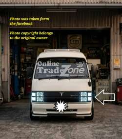 Toyota Hiace LH61 Front Grille & Headlight Bezels 